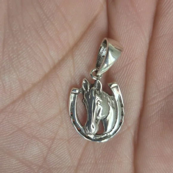 .925 Sterling Silver Horse and Horseshoe Pendant Jewelry - Picture 4 of 5